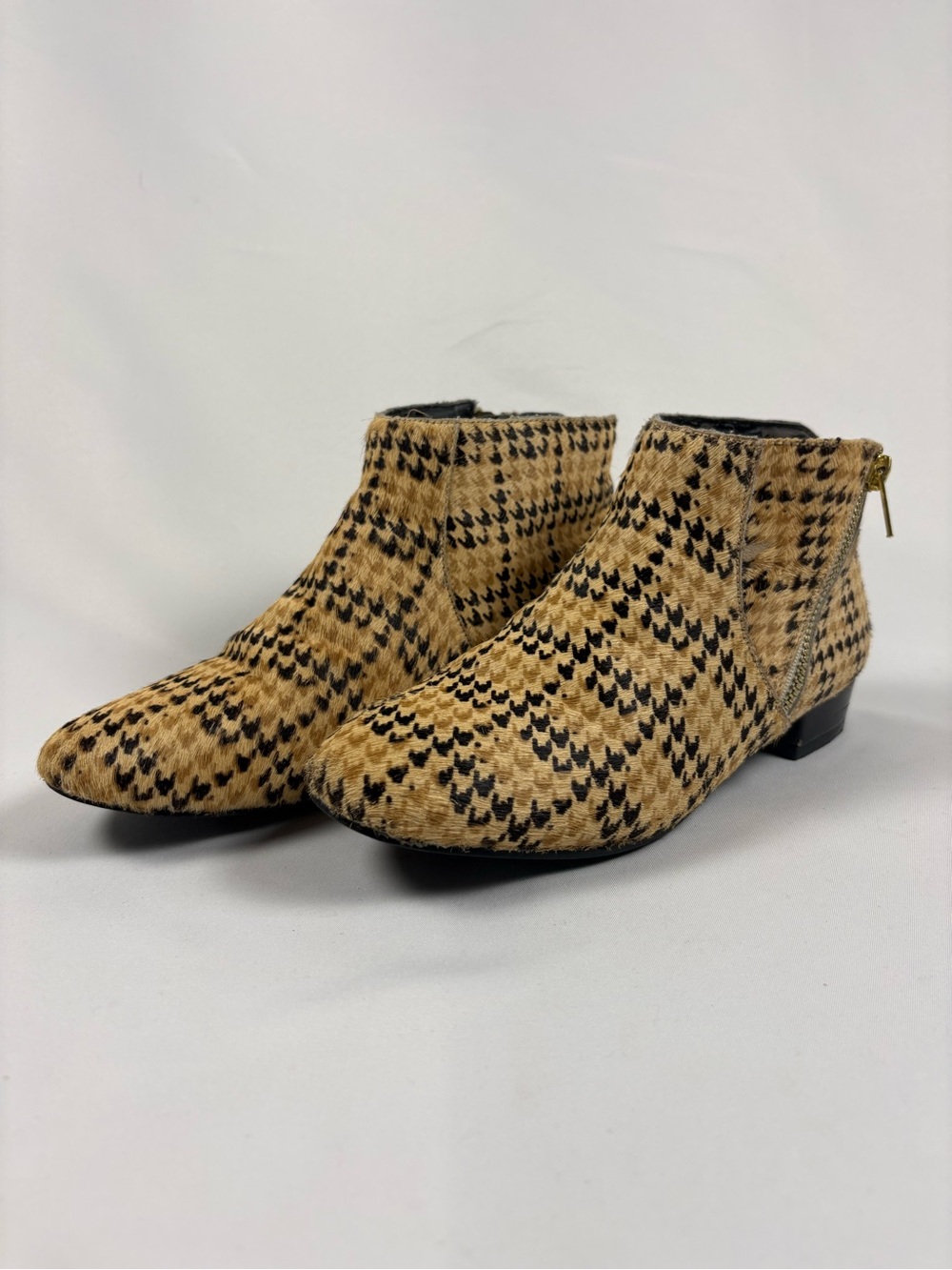 Very Volatile Pony Hair Houndstooth Ankle Boots Sz 6.5 Indie Sleaze